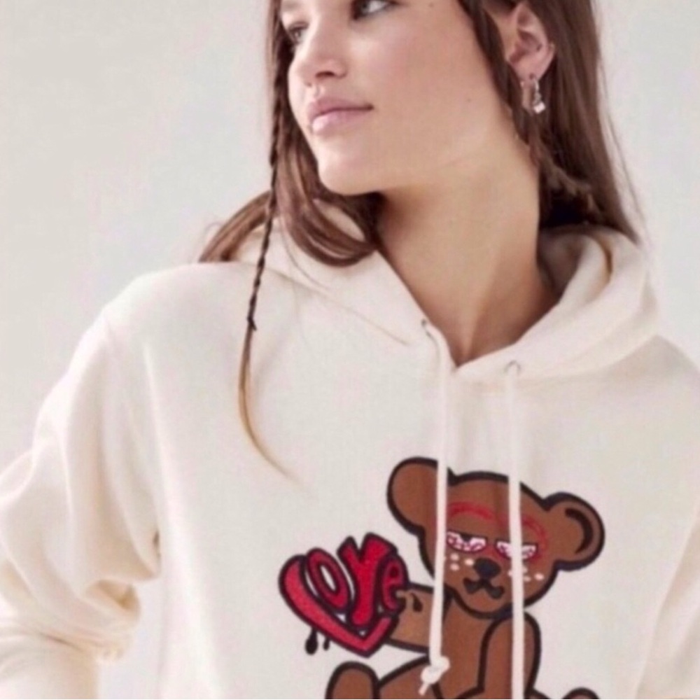 NWT Obey X Tilly’s Cream Embroidered Mellow Teddy Hoodie XS